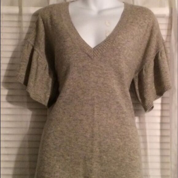 🎉Final Price🎉BCBGMAXAZRIA Top  - Picture 1 of 4